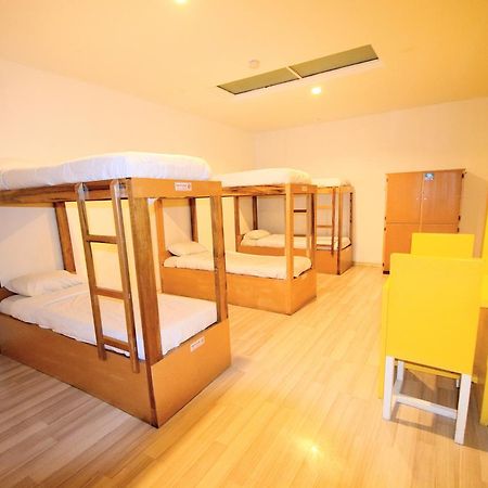 Bauhouse Backpacker Hostel Cuenca Ngoại thất bức ảnh